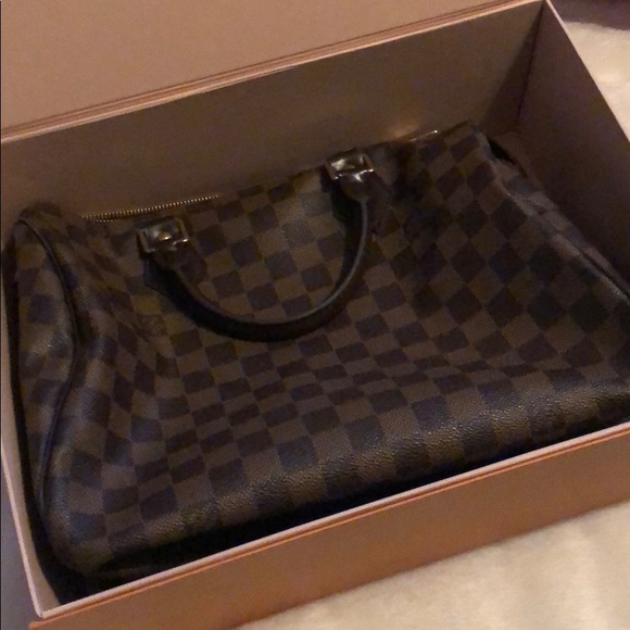 Louis Vuitton Handbags - Louis Vuitton Damier Speedy